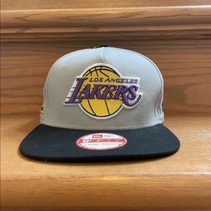 ❌ SOLD ❌   Los Angeles Lakers NBA New Era SnapBack